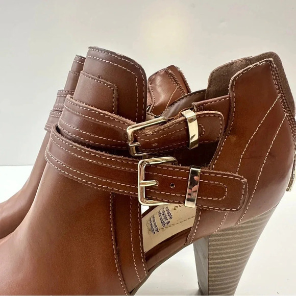 Liz Claiborne‎ Peek Toe Genesis Shoes Open Toe With Buckle Women’s Size 8 Cognac - Picture 9 of 10